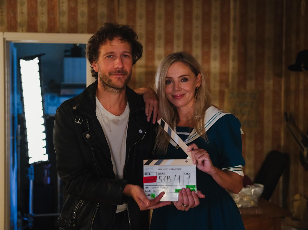 Katarina Čas trenutno snema nov film Marijino vstajenje, pri katerem sodeluje tudi s Klemnom Slakonjo. Tokrat bo prevzela vlogo Marije, …