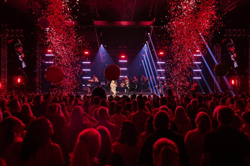 Uroš in Tjaša Steklasa koncert Hala Tivoli
