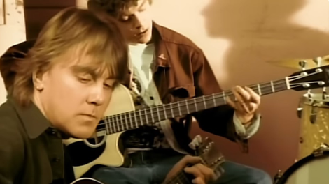 Soul Asylum Runaway Train videospot