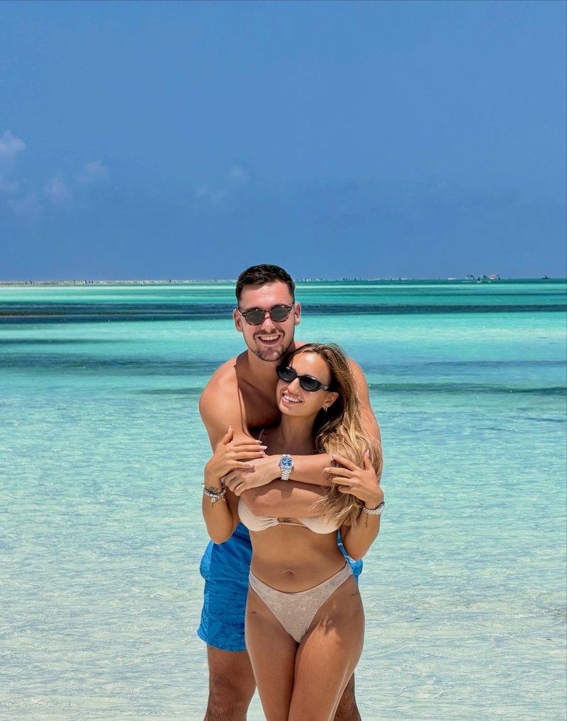 Kaja Casar Karlo Godec Zanzibar