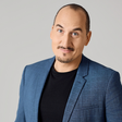 Lani sta se skrivaj poročila: tako lepo ženo ima Vid Valič (nova fotografija)