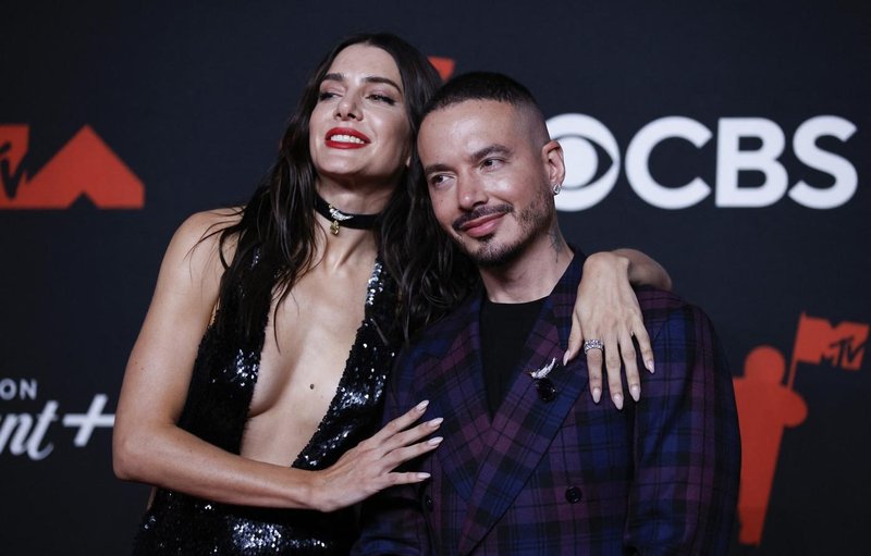 J Balvin in Valentina Ferrer