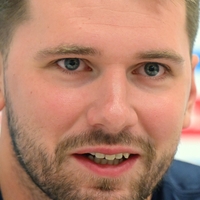 Še kamen bi zajokal: Luka Dončić po vrnitvi v ZDA s to presunljivo gesto segel v srca milijonov (in to res močno odmeva!)