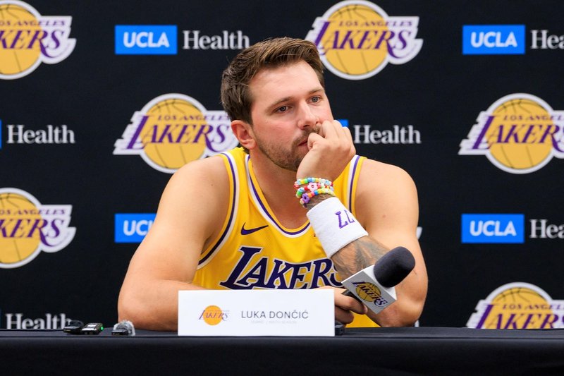 Luka Dončić Los Angeles Lakers NBA