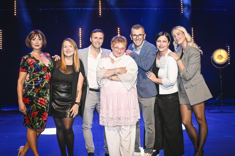 Ženske brez filtra premiera predstava stand up
