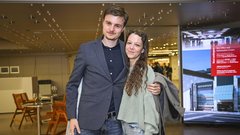 
                                                         Ženske brez filtra premiera predstava stand up
