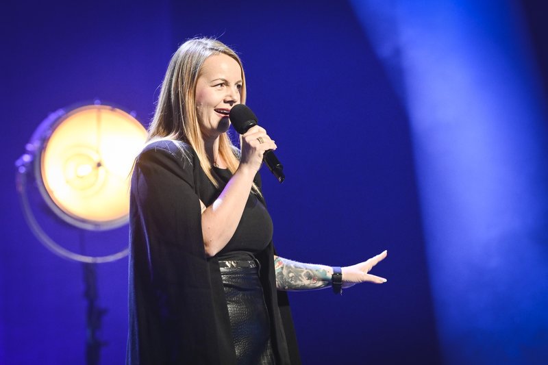 Ženske brez filtra premiera predstava stand up