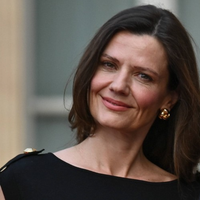 Urška Bačovnik Janša na obisku pri papežu pritegnila čisto vso pozornost: za srečanje izbrala nekaj prav posebnega