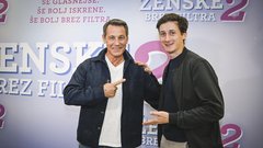 
                                                         Ženske brez filtra premiera predstava stand up