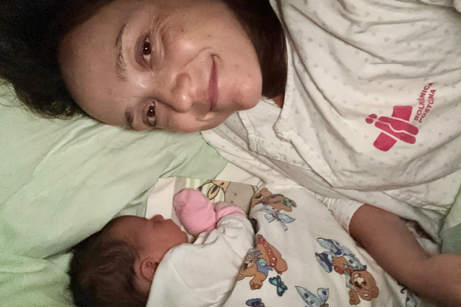 Anja H. Ramšak teden dni po rojstvu hčerke razkrila, kaj se je ponoči zares dogajalo v porodnišnici
