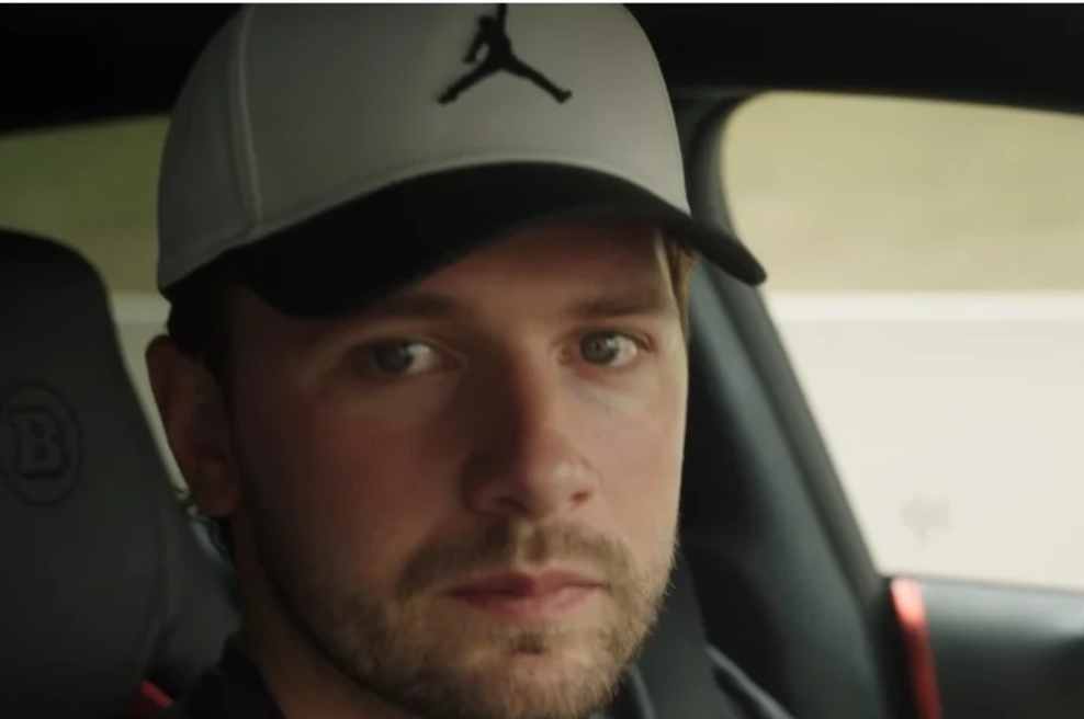 Žalostni Luka Dončić zdaj končno odprl vrata v svojo dušo in povedal vso resnico: "Ne morem več tako, preprosto ne morem ..." (foto: youtube.com/@SportsIllustrated/posnetek zaslona)