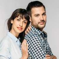 Se spomnite Lare Komar iz Reke ljubezni? Poglejte, kaj počne danes, ob njej vzbuja pozornosti nekdo prav poseben (FOTO)