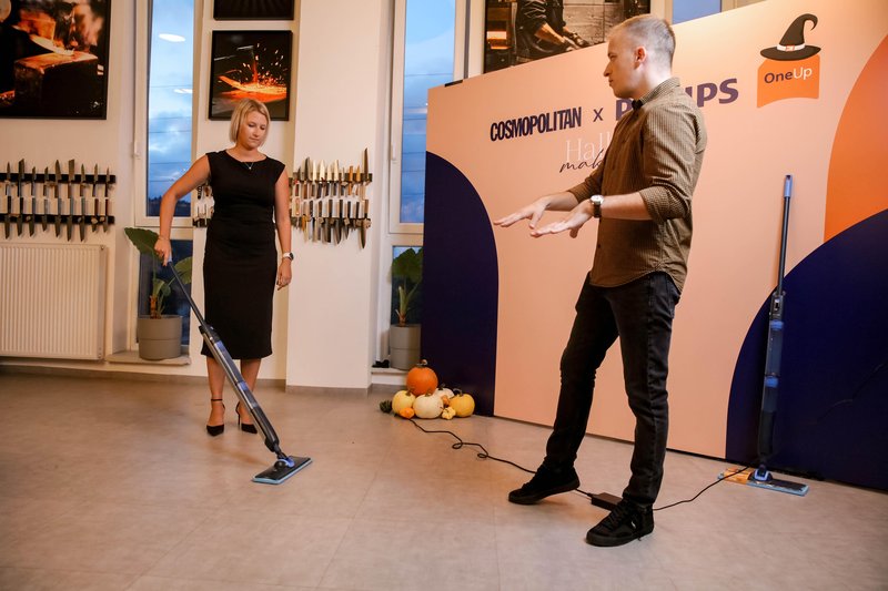 dogodek Cosmopolitan x Philips električni mop rezanje buč