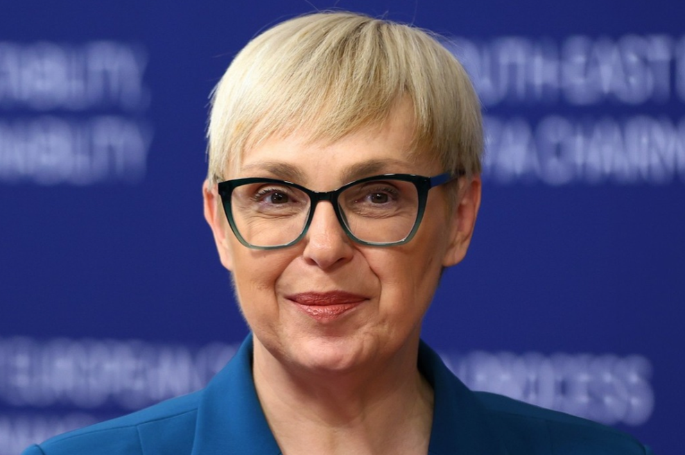 Nataša Pirc Musar obiskala papeža in vsi samo gledajo, kako je bila oblečena: en detajl pritegnil vse poglede (FOTO) (foto: Profimedia)