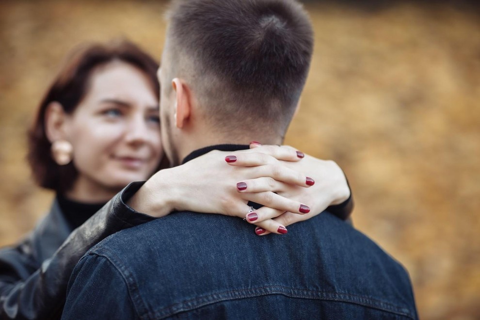 TEHTNICA - šarm in nova poznanstva bi lahko prinesla ljubezenski preobrat! Tehtnice imajo rade harmonijo, romantiko in odnose, v katerih …