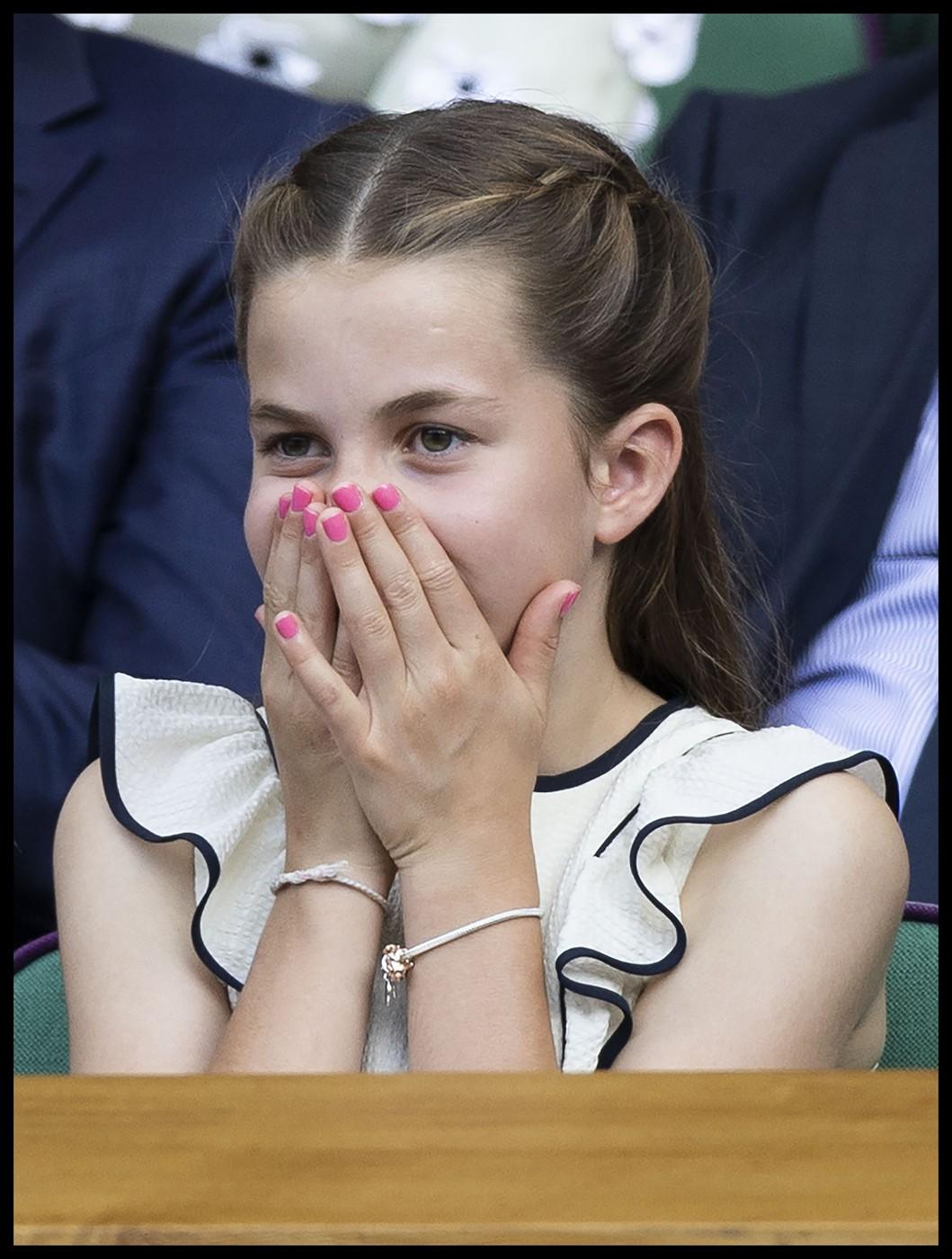 Princesa Charlotte je prekršila kraljeva pravila s podrobnostjo, ki je pritegnila pozornost vseh