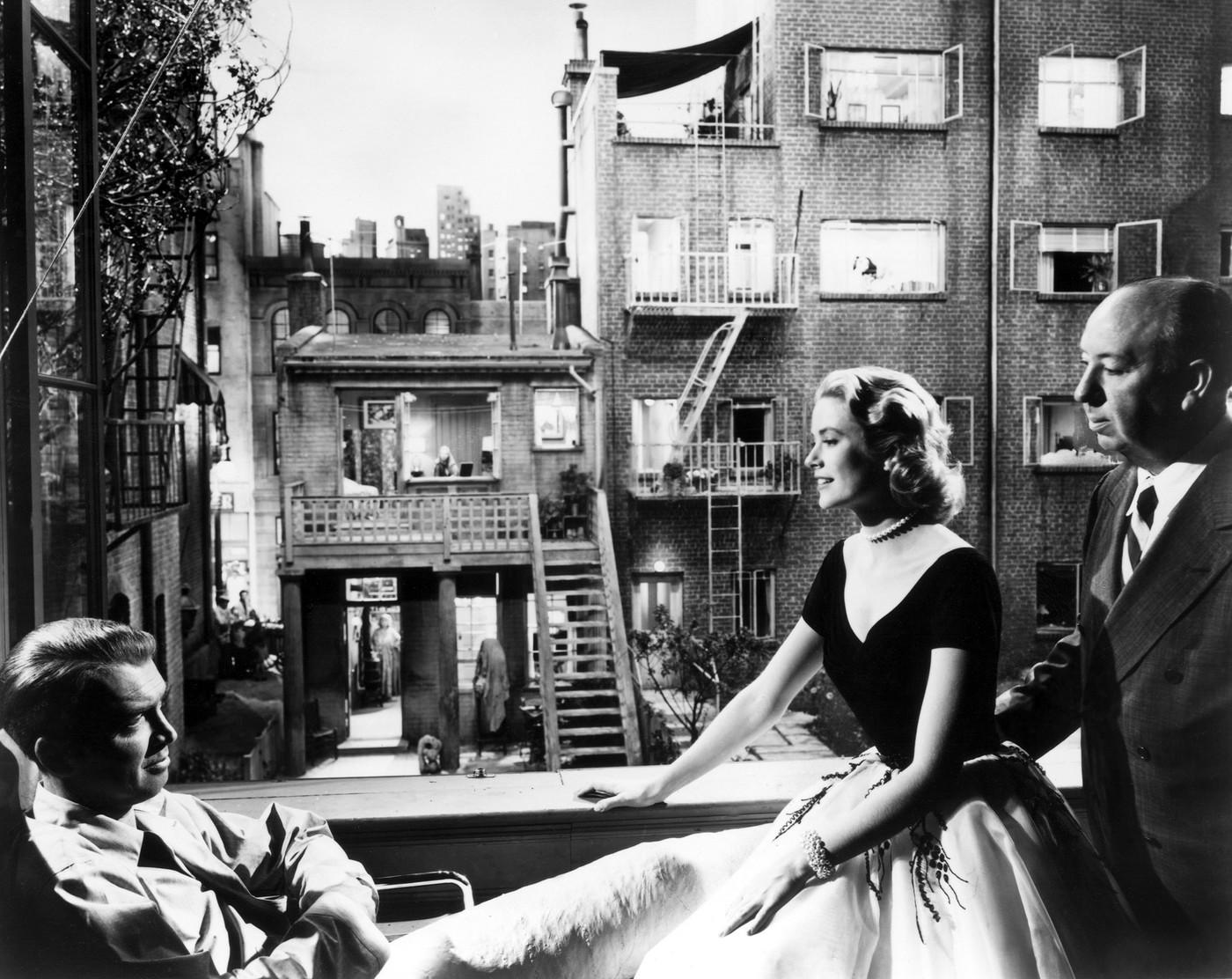 Tako lepa je bila vnukinja legendarne Grace Kelly v babičini obleki iz Hitchcockovega trilerja